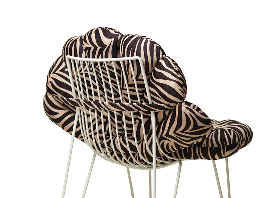 Shell Cushion Zebra-5